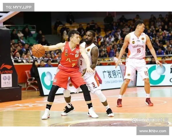 CBA劲旅对决:今晚的比赛充满悬念 CBA劲旅对决:今晚的比赛充满悬念